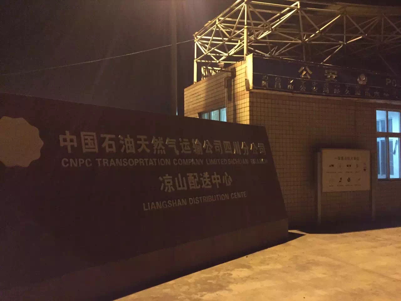 国产亚洲美日韩AV中文字幕无码成人